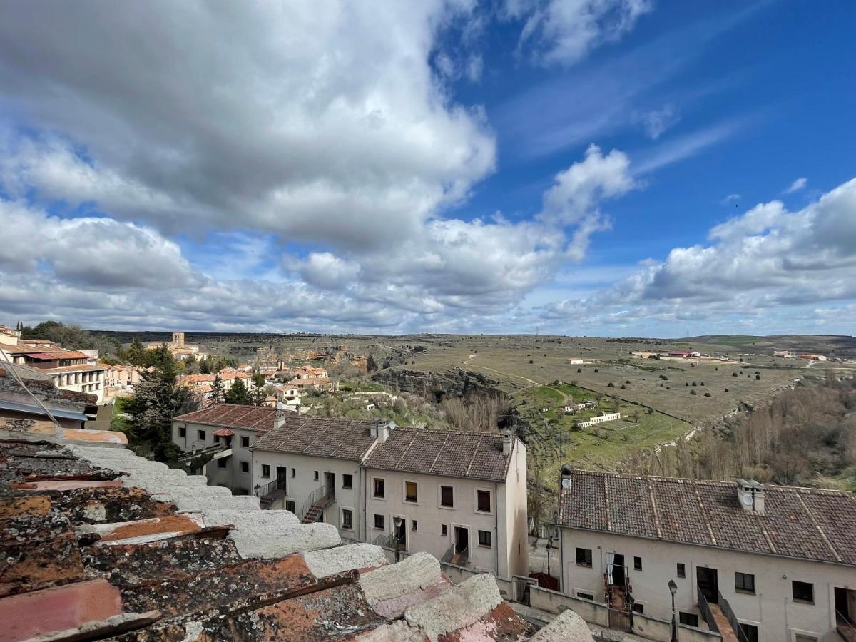 Hotel-Hospederia Los Templarios Sepúlveda Εξωτερικό φωτογραφία
