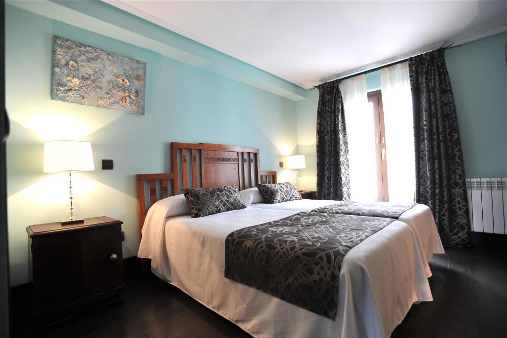 Hotel-Hospederia Los Templarios Sepúlveda Δωμάτιο φωτογραφία